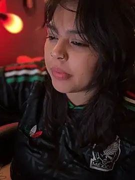 miacanela_xo (F young) - ride my torso for you 💦