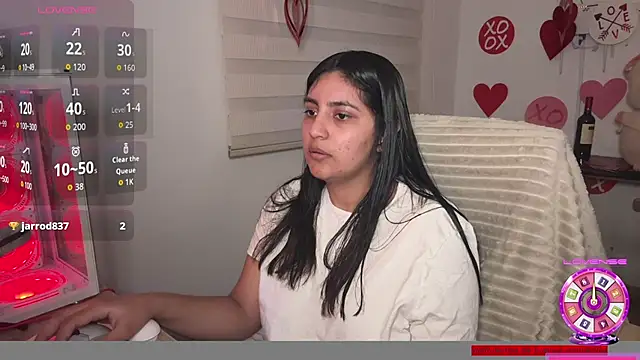 cloe_small webcam