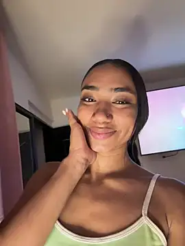 Mia-Lorette webcam