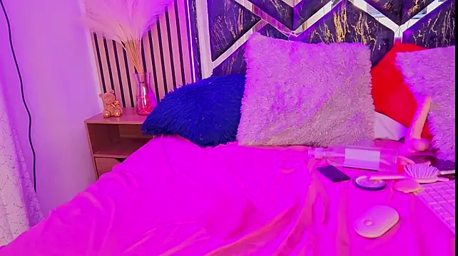 Chloe_Abby