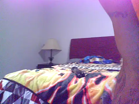 Pantyboy239 webcam