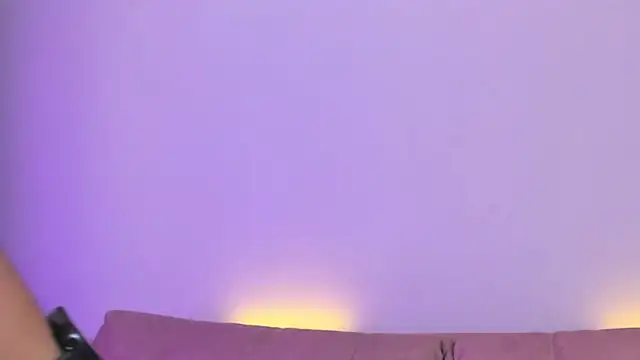 OhWowGirl webcam