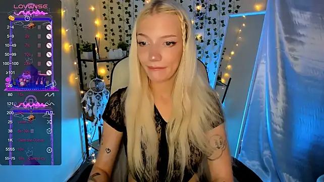 AnyaTaylor_ webcam