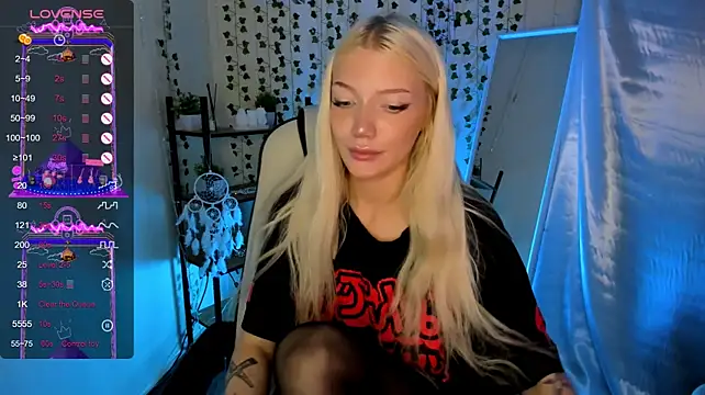 AnyaTaylor_