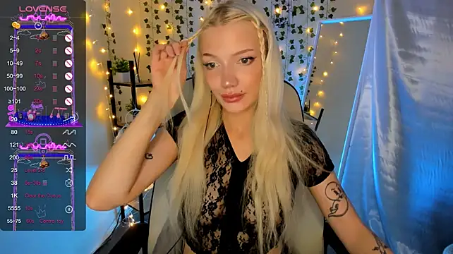 AnyaTaylor_ webcam