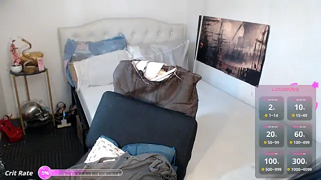 NinaDOM4CUM webcam