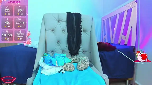 SkyeGabbyRose webcam