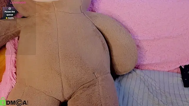 Ella_Banny webcam
