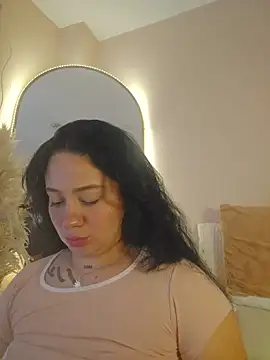 Rhea_Lux