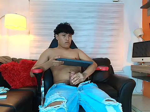 kristhofer_levis_ webcam