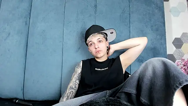 Megan_Thompson_ webcam