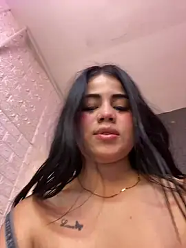 Zoe_Martinezzz webcam
