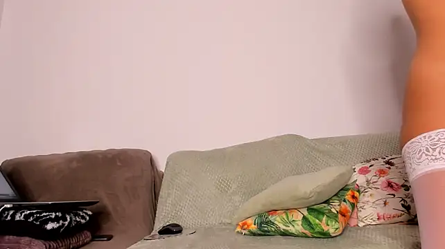 LexxiLow webcam