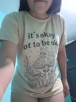 madi23q live sex cam