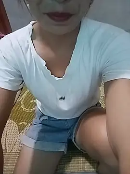 Thobaby112 live cam on StripChat