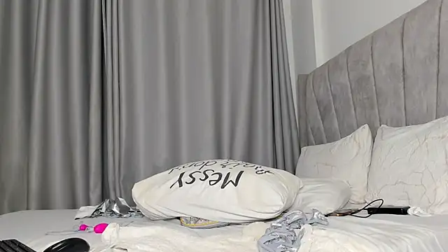 thee_sexy_goddess live cam