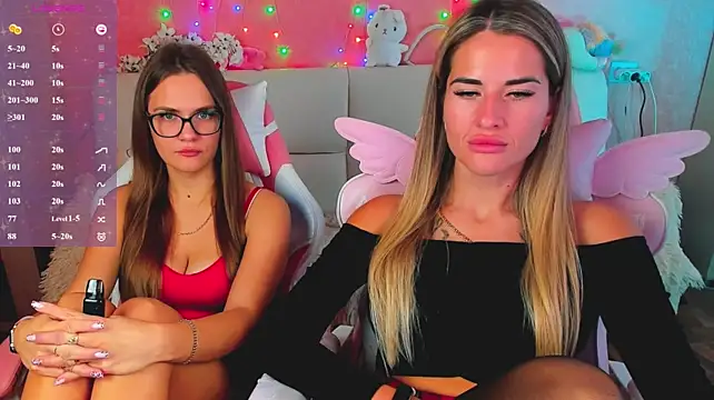 hotty_girls_here webcam