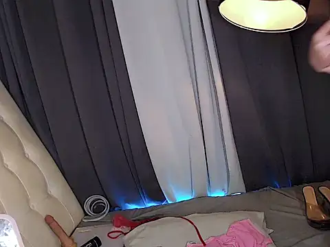 Foxxy_Barbie webcam