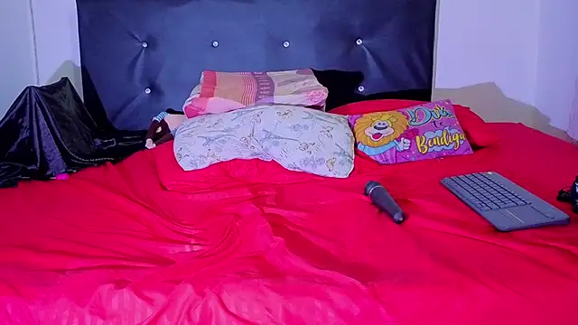 Betzabeth-Miller webcam