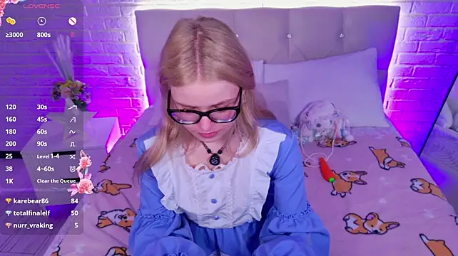 ChloeWells webcam