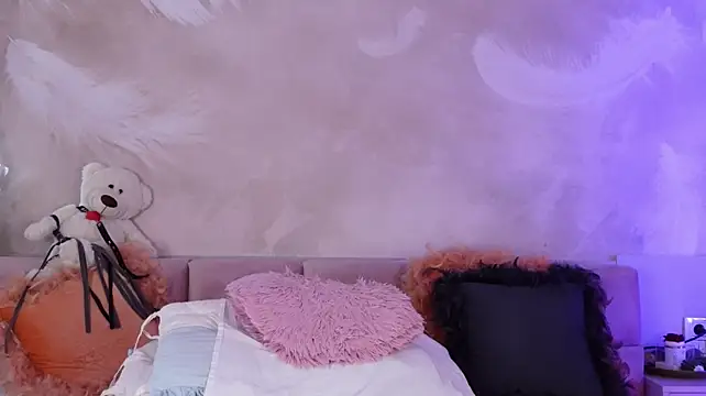 JullyBlair webcam