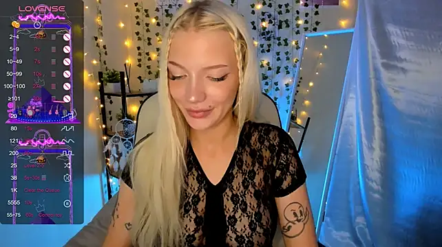 AnyaTaylor_ webcam