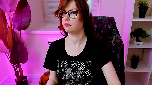 CarolGiggly webcam