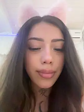 AshleyWinslow live cam on StripChat