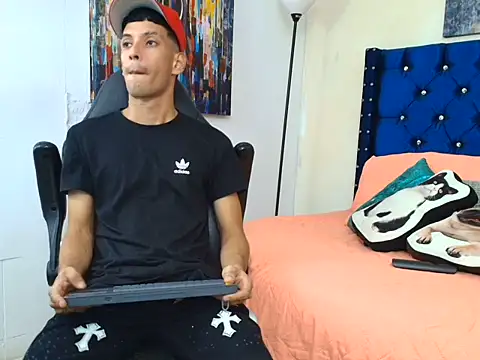 connor_launther_ live sex cam