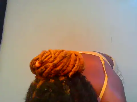 Slim_doli live cam on StripChat