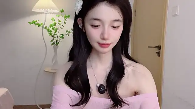 Annie-3 live sex cam