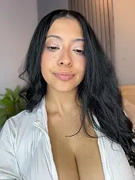 Valery_Evaans