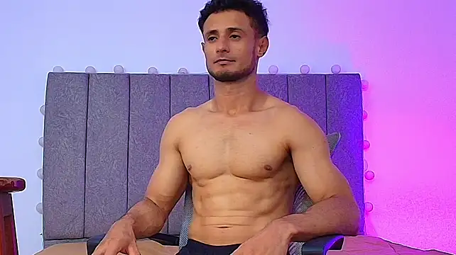 Adonys_Lewis_