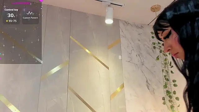 Vanne_Bloom