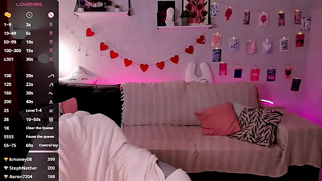 velvet_cherry_ webcam