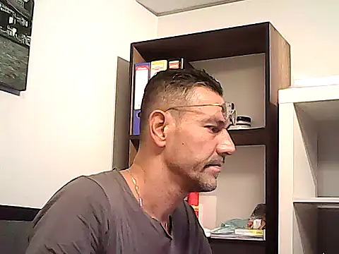 mastercharisma35