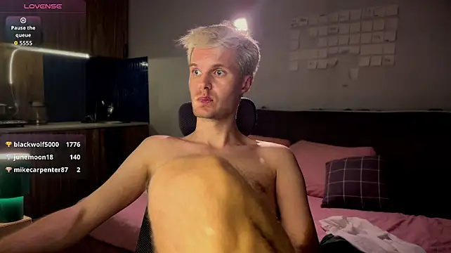 Leonnextdoor