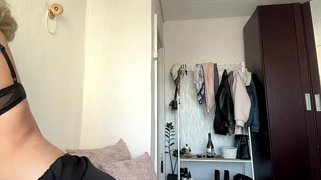 Sara_Bloservety