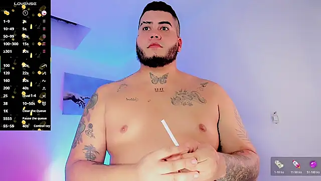 Thomas_chubbyxhot
