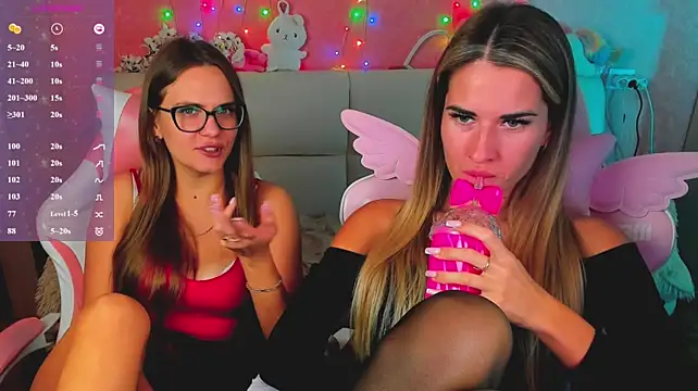 hotty_girls_here webcam