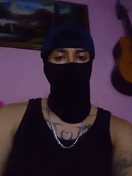 alekromromm