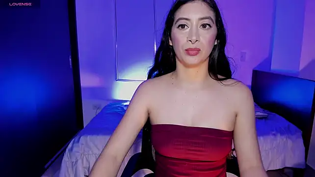 MeganWhite3