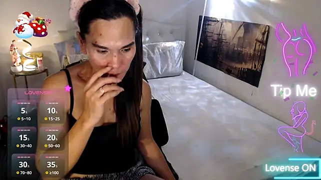 NinaDOM4CUM webcam