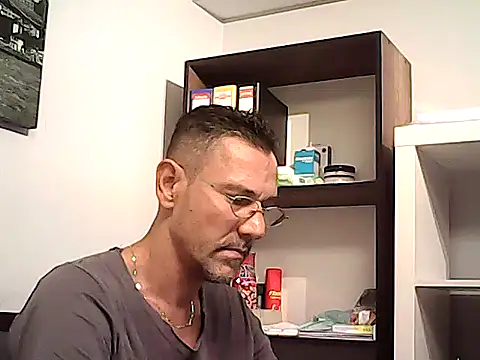 mastercharisma35