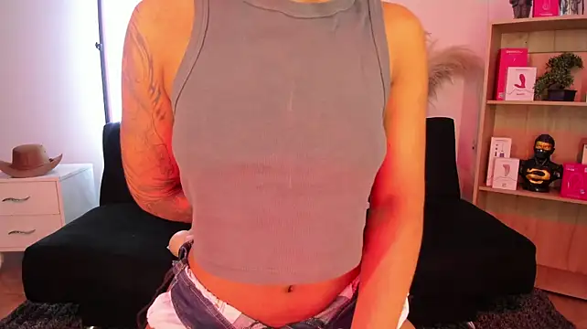 Tylla__