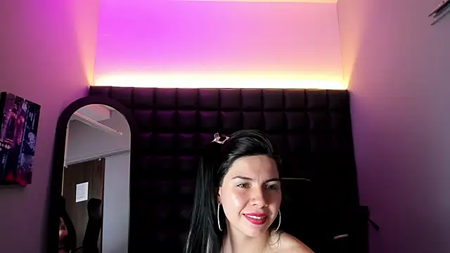 Chloe_Crysstal