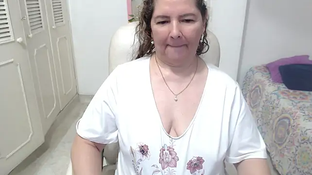leonela_69