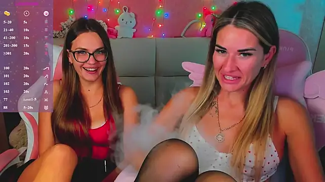 hotty_girls_here (G young) - HOT KISS