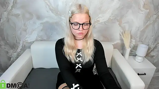 Velvet-Lun