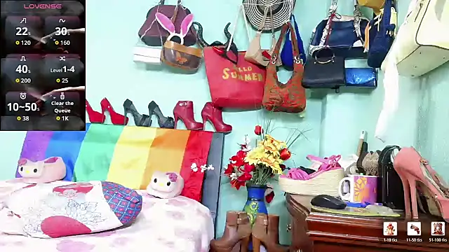 Xiaraa26 live cam on StripChat